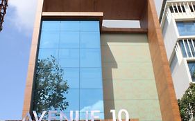 Avenue 10 3*
